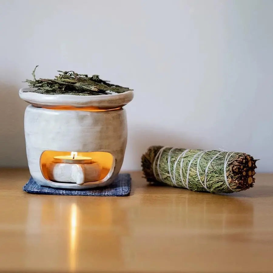 Ceramic Oil Burner,Palo Santo Essential Oil Burner,Fragrance Diffuser,Aromatherapy Oil Diffuser ,Wax Melt Burner,candle holder,Roast Oven