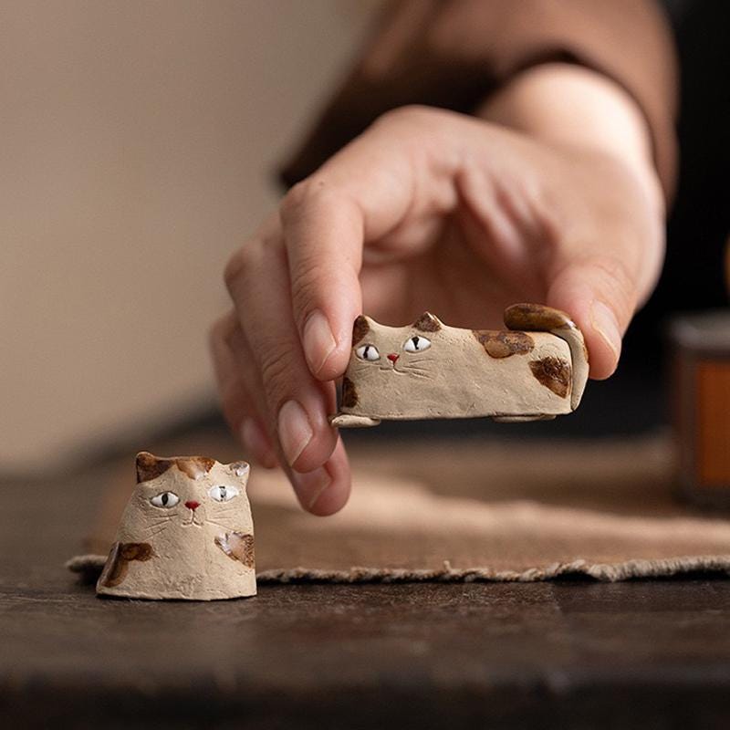 Cute ceramic cat figurines, Handmade small Ceramic Cat Figurine, Cat Shelf Decor, tiny cat sculpture,Porcelain Figurines,Gift for Cat Lovers